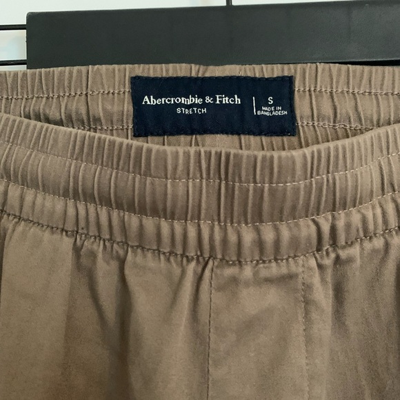 “All day” pull on pants from Abercrombie - small - Picture 3 of 10